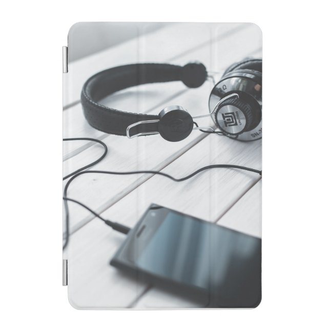 Sleek Minimal iPad Smart Cover (Front)