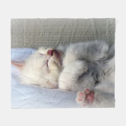 Sleepy Kitten Fleece Blanket
