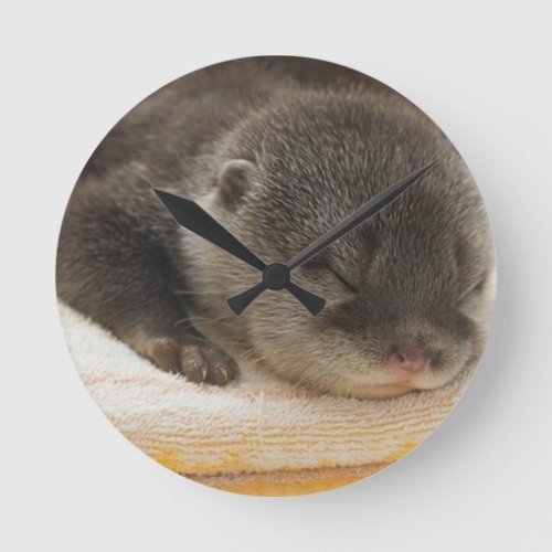 Sleepy Otter Round Clock