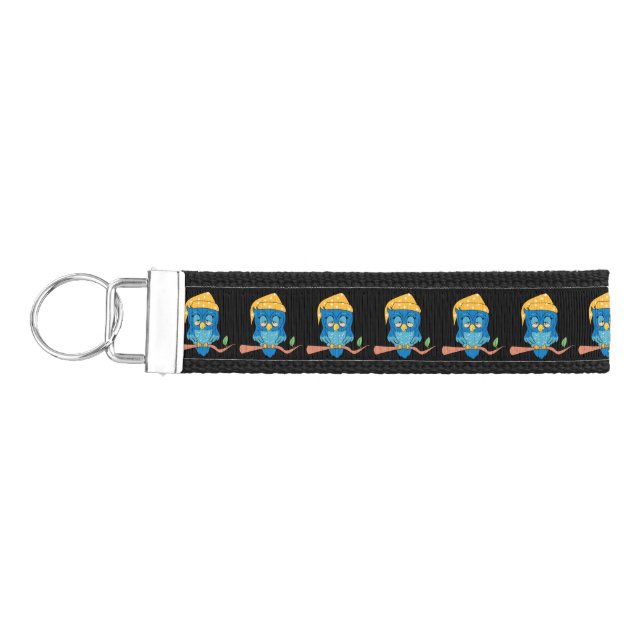 Sleepy Owl Thunder_Cove Wrist Keychain (Keys on Left)