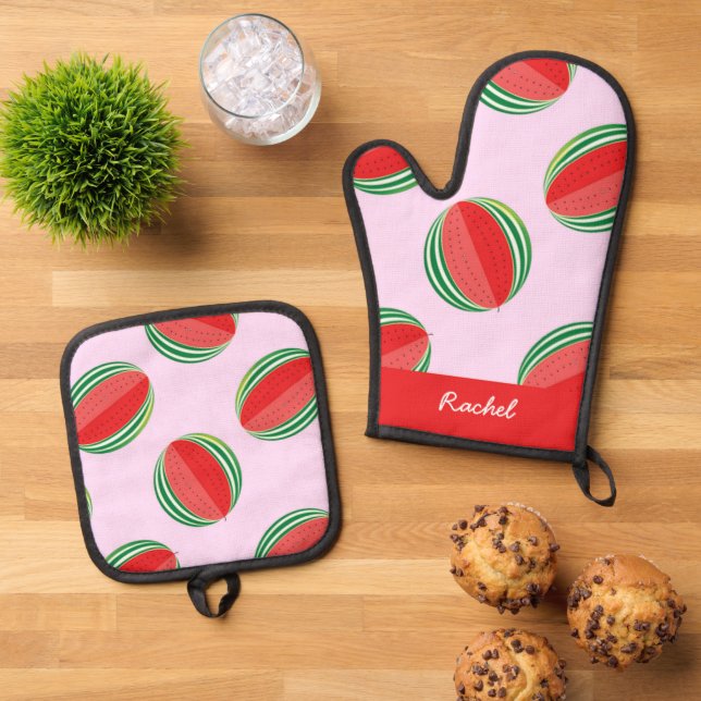 Sliced watermelon pattern on pink oven mitt & pot holder set (Top Down)