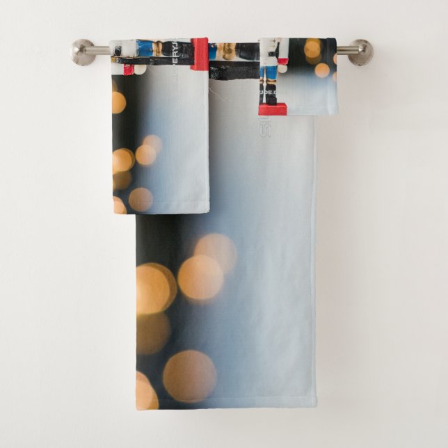 SlipperyJoe's Christmas classic nutcracker ornamen Bath Towel Set (Insitu)
