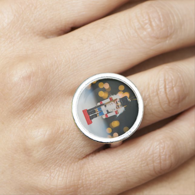 SlipperyJoe's Christmas classic nutcracker ornamen Ring (In Situ)