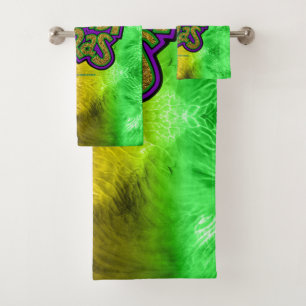 SlipperyJoe's festive Mardi Gras theme crown reinf Bath Towel Set