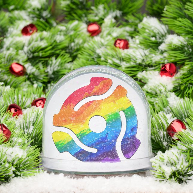 SlipperyJoe's plastic 45 RPM record adapter vibran Snow Globe (Christmas)