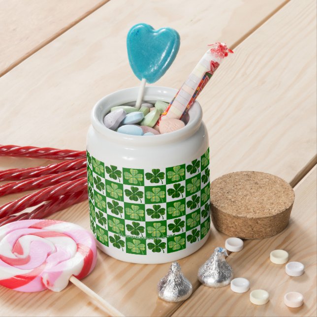 SlipperyJoe's Saint Patrick's Day four leaf clover Candy Jar (In Situ)