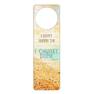 SlipperyJoe's warm idyllic beach scene campy skinn Door Hanger
