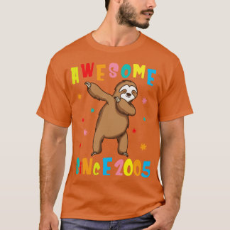 Sloth Dabbing Awesome Since 2005 Happy Birthday 15 T-Shirt