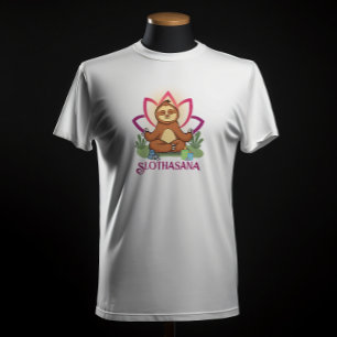 "Slothasana" Sloth doing yoga meditation T-Shirt