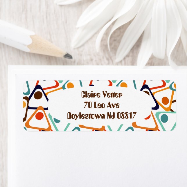 Small 70s Triangles  Label (Insitu)