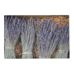 Small bouquets of lavender placemat