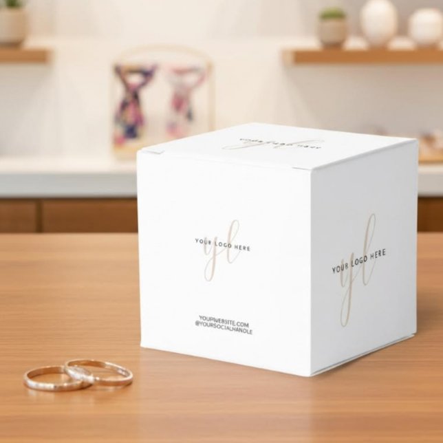 Small Business Packaging Custom Logo Branded Favor Boxes (Creator Uploaded)