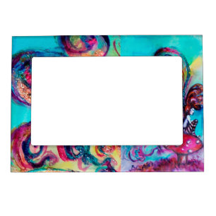 SMALL ELF OF MUSHROOMS MAGNETIC FRAME