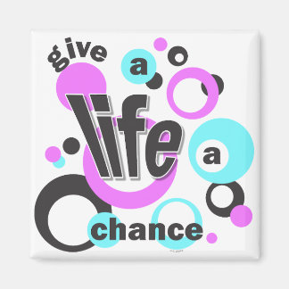 Small magnet with a bubbly design.