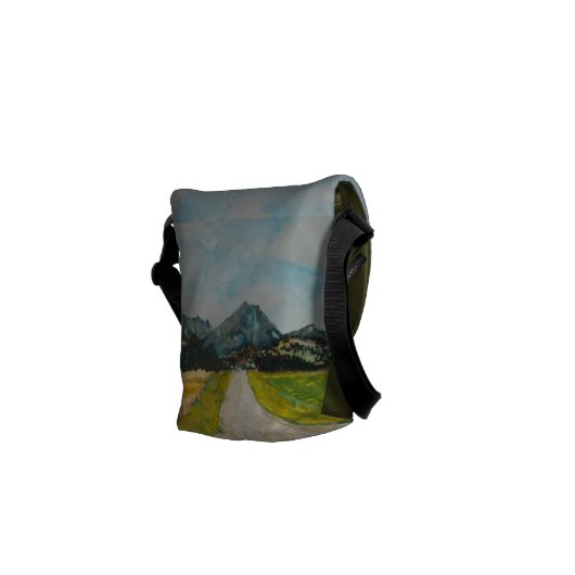 Small Open Road Bag (Back Right)