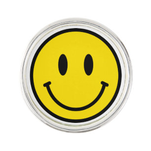 Smile Face Emoji Happy Retro Kindness Fun Lapel Pin