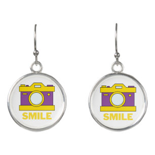 smile for free photo earrings