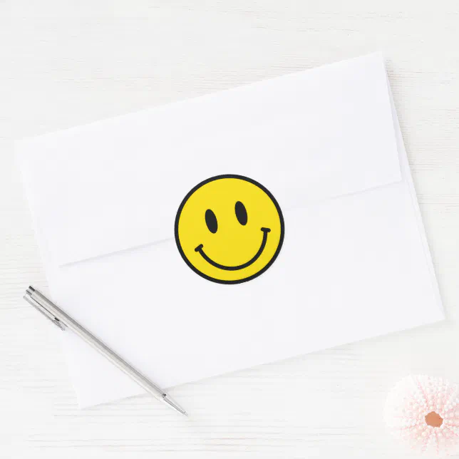 Smile Happy Face Emoji Yellow Black White Retro Classic Round