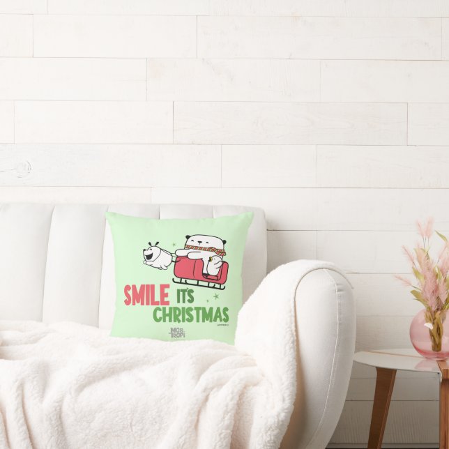 Smile, it's Christmas |  Throw Pillow (Couch)