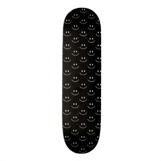 Smile Pattern Black and White Skateboard