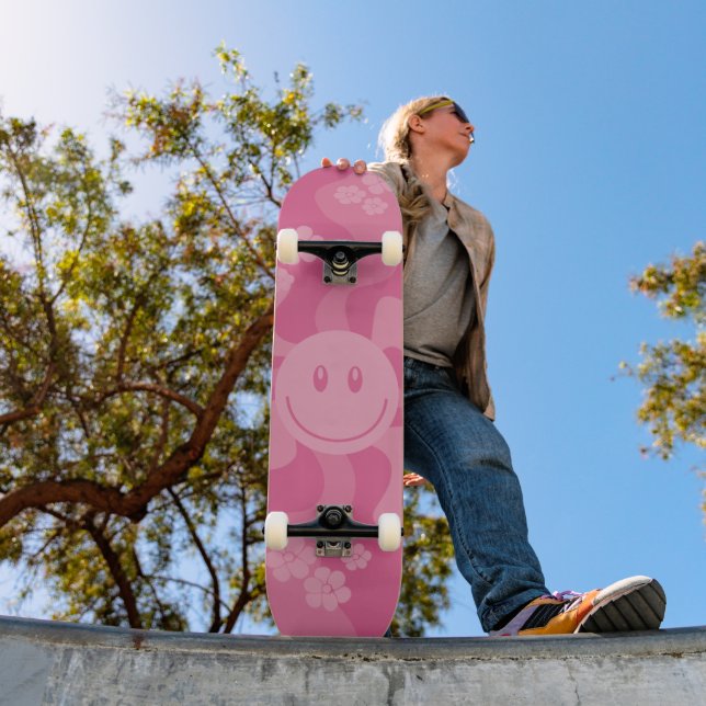 Smile - Pink Skateboard (Outdoor 1)