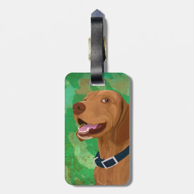 Smiling Brown Vizsla on Green Background Luggage Tag (Back Vertical)