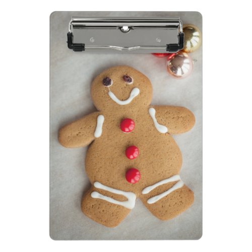 Smiling gingerbread man mini clipboard