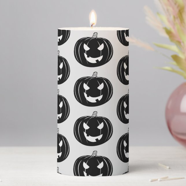 Smiling Jack-o-lantern Pillar Candle (In Situ)