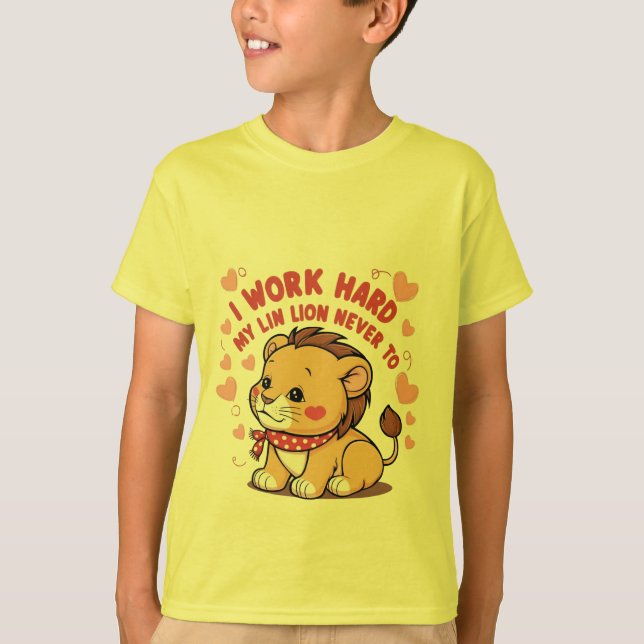 Smiling Lion Cub – Cute Happy Baby Lion T-Shirt (Front)