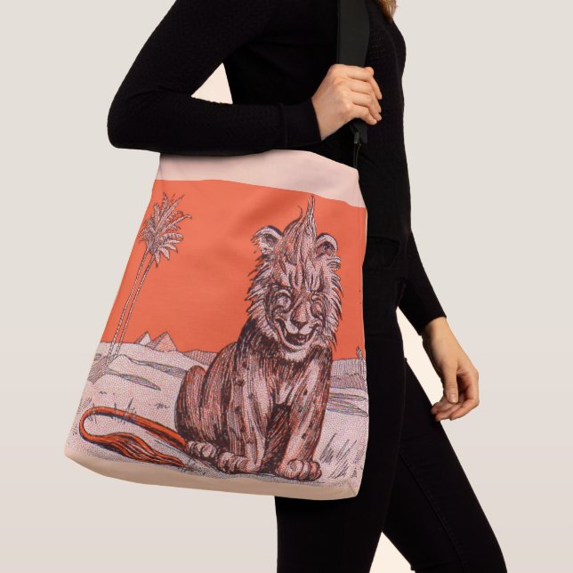 smiling lion print crossbody bag (Close Up)