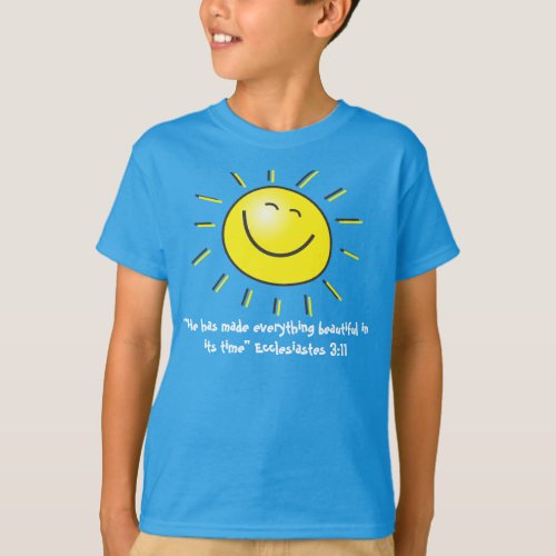 Smiling sun design with Ecclesiastes bible verse T_Shirt