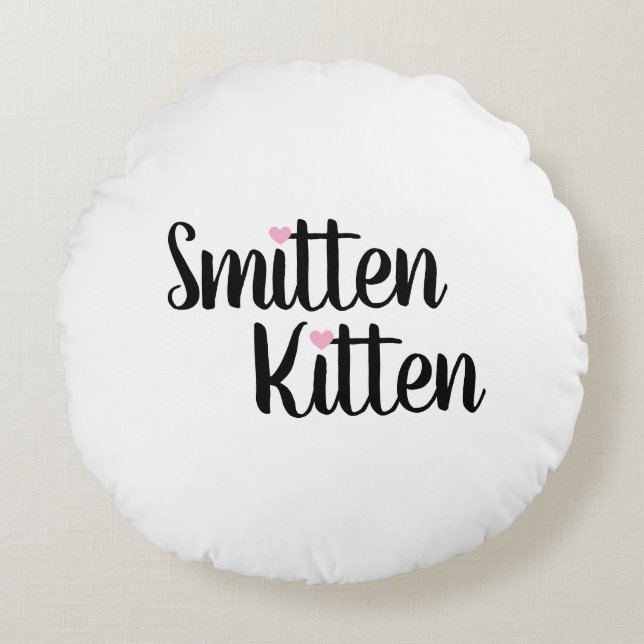 Smitten Kitten Cute Valentine’s Day Round Pillow (Front)