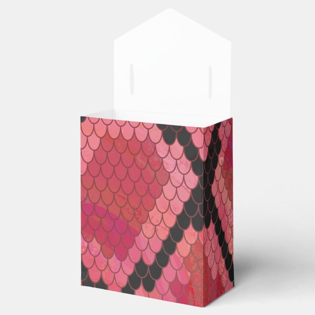 Snake Black and Red Print Favor Boxes (Opened)