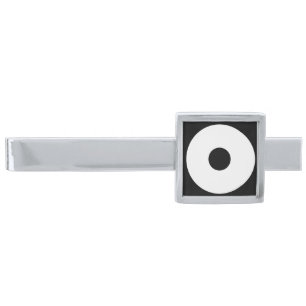 Snake eye silver finish tie bar