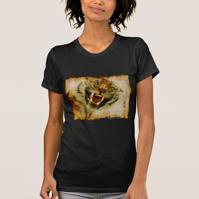 Snarling Asian Tiger Wildlife-lover Art Apparel T-Shirt (Front)