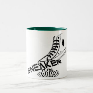 Sneaker addict Mug
