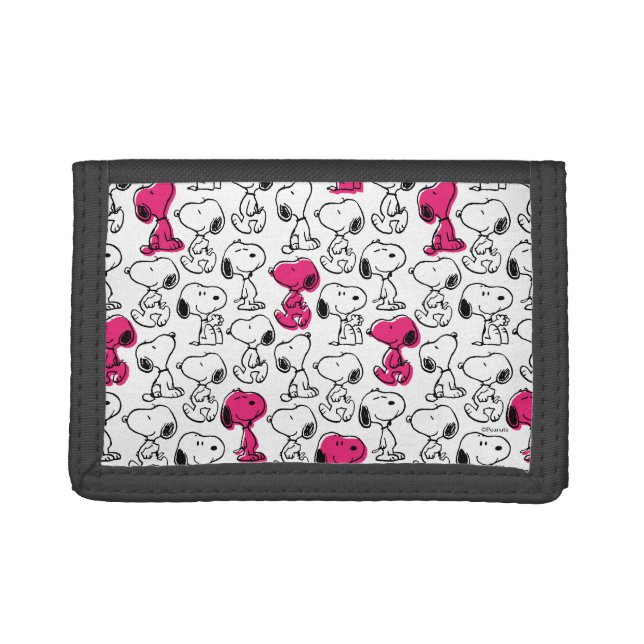 Snoopy Black & Magenta Pattern Trifold Wallet (Front)