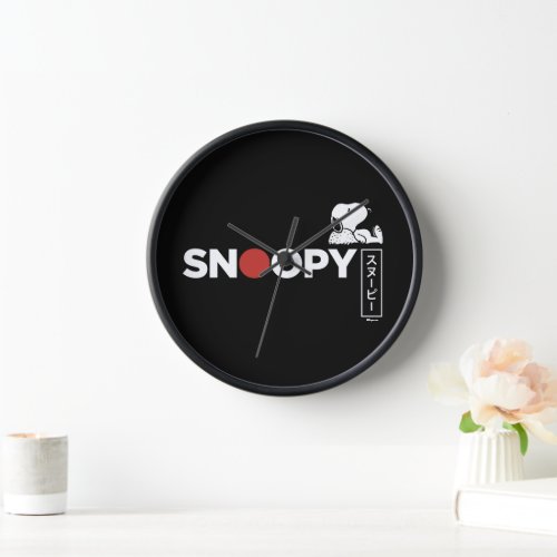 Snoopy Japanese Typography Graphic Clock