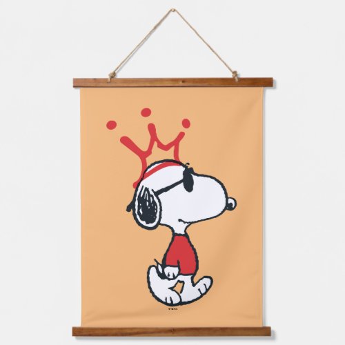 Snoopy _ Joe Cool Crown Hanging Tapestry