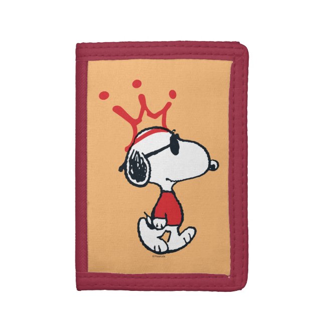 Snoopy - Joe Cool Crown Trifold Wallet (Front Vertical)