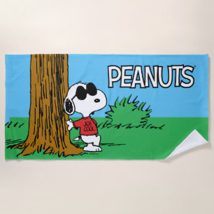 Snoopy "Joe Cool" Standing Beach Towel