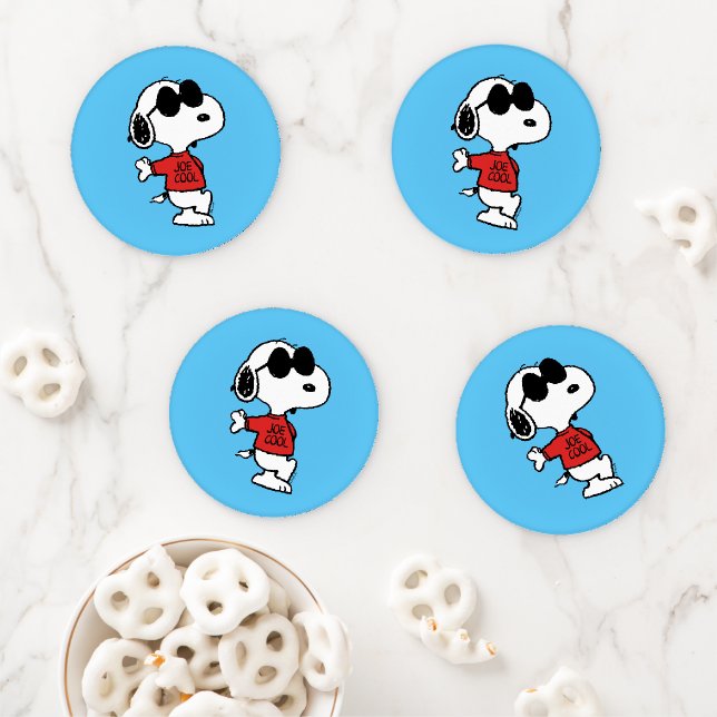Snoopy "Joe Cool" Standing Coaster Set (In Situ)