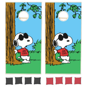 Snoopy "Joe Cool" Standing Cornhole Set