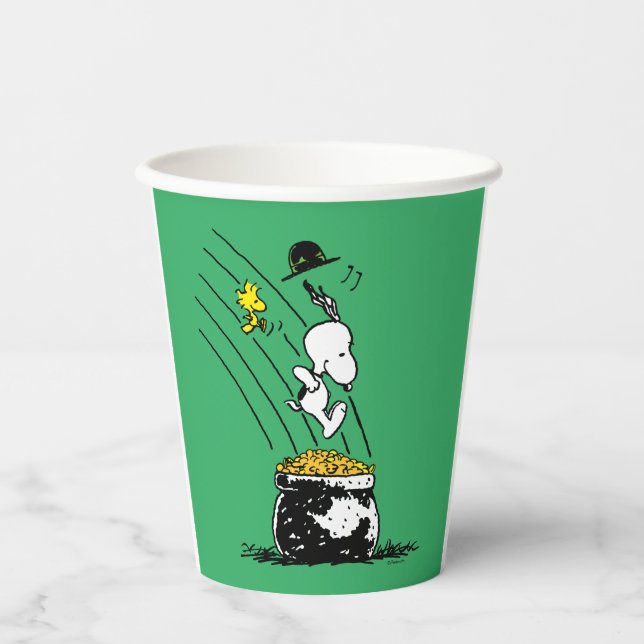 Snoopy Jumping into Pot of Gold Paper Cups (Front)