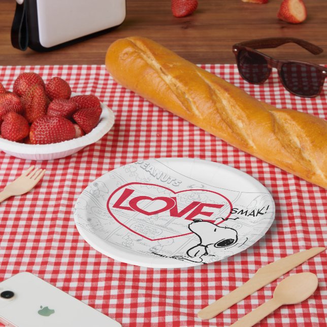 Snoopy "Love" Comic Strip Graphic Paper Plates (Picnic)