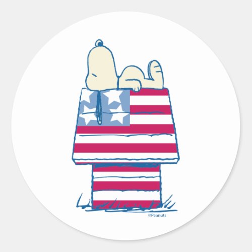 Snoopy on 4th of July Dog House Classic Round Sticker