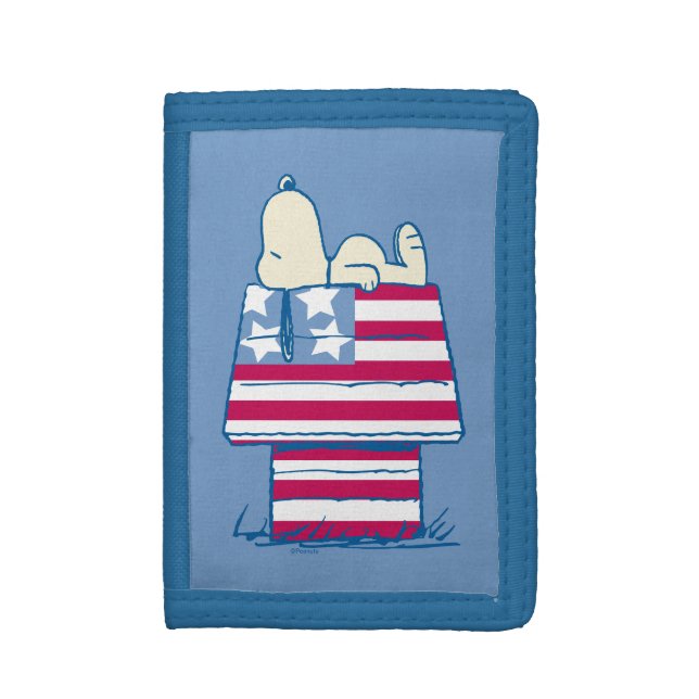 Snoopy on 4th of July Dog House Trifold Wallet (Front Vertical)