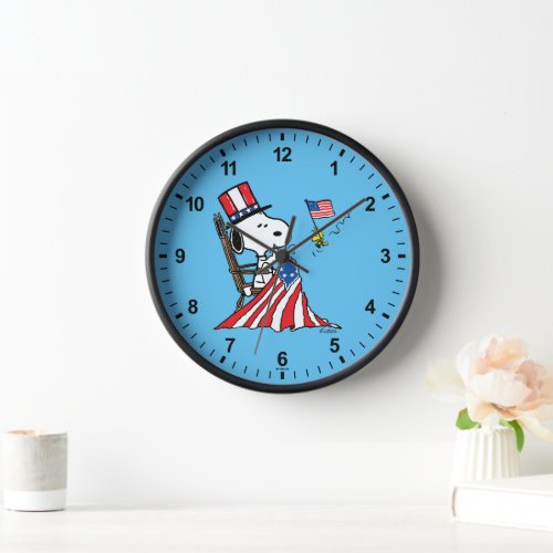 Snoopy Sewing 4th of July Flag Clock