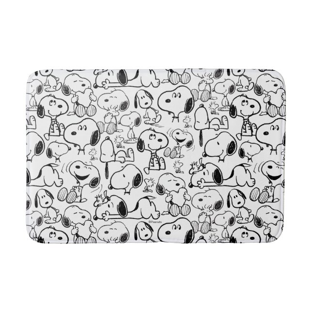 Snoopy Smile Giggle Laugh Pattern Bath Mat (Front)