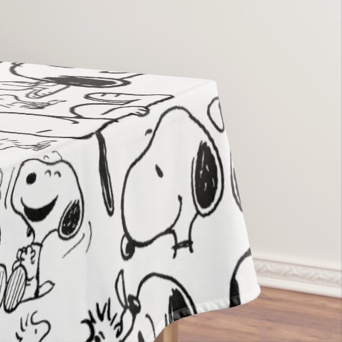 Snoopy Smile Giggle Laugh Pattern Tablecloth